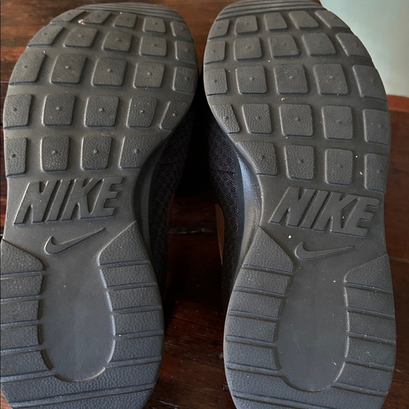 Nike Women's Black Sneakers with Gold Swoosh - Picture 2 of 3